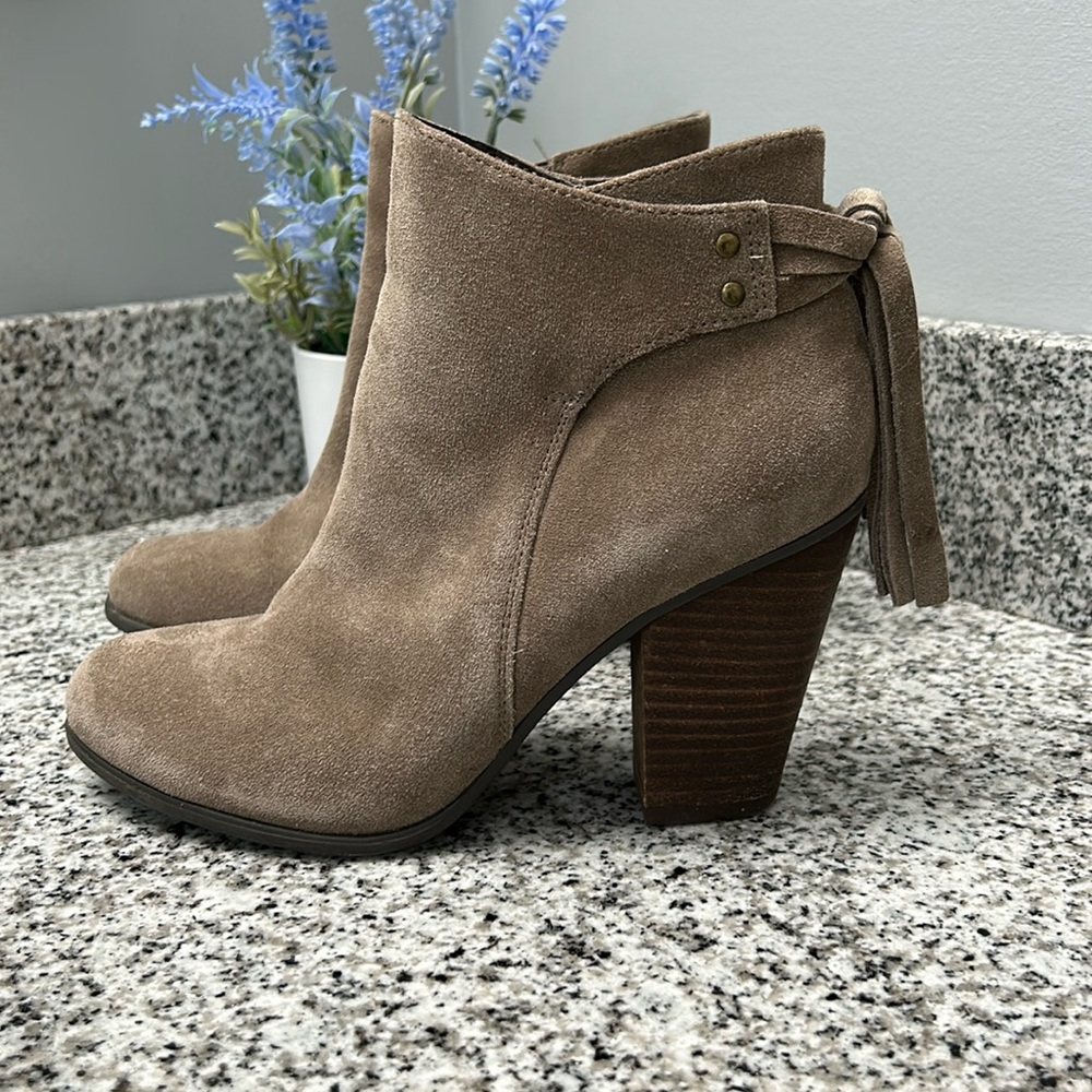 Franco Fortini Lyza Suede Tan/Gray Heeled Booties
